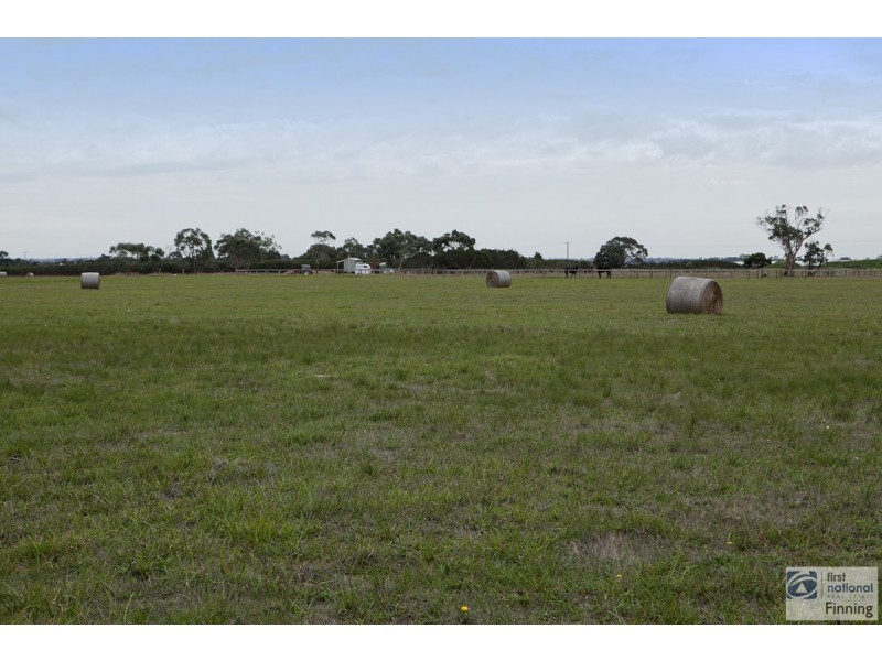 45 Warneet Road, Blind Bight VIC 3980