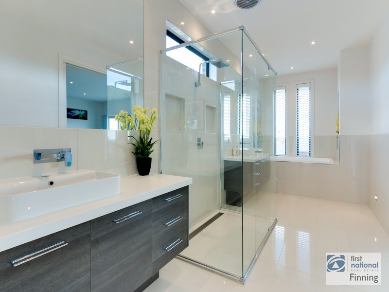 Cranbourne West VIC 3977