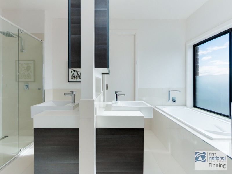 Cranbourne West VIC 3977