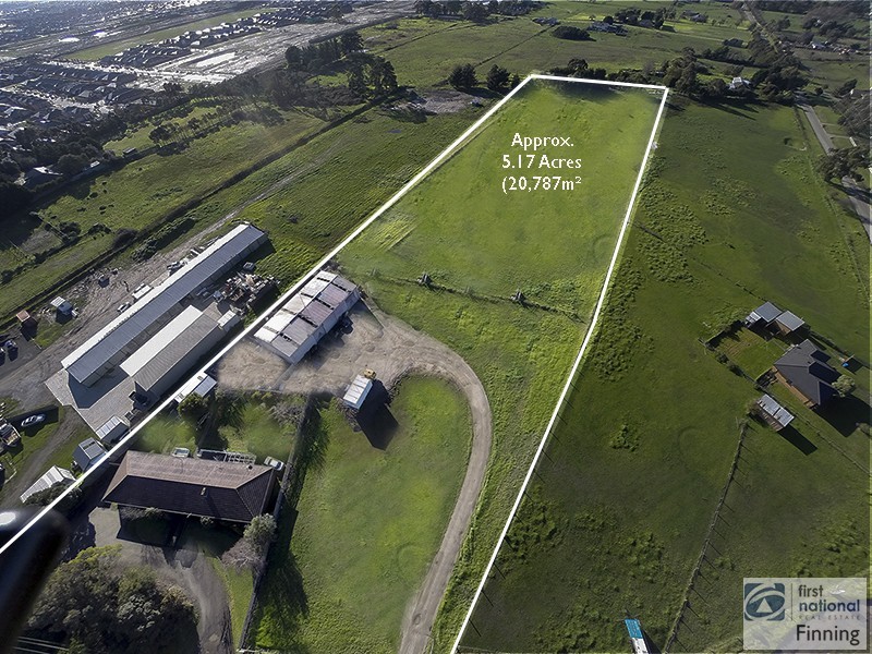 1591 South Gippsland Hwy, Cranbourne East VIC 3977