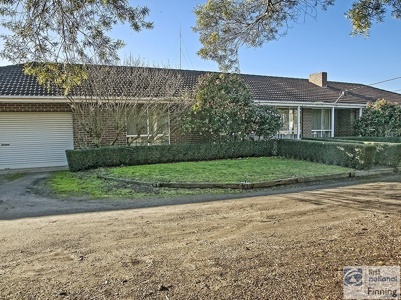 1591 South Gippsland Hwy, Cranbourne East VIC 3977