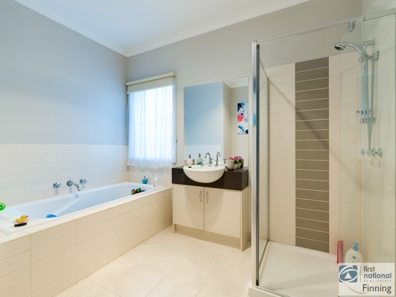 Cranbourne North VIC 3977