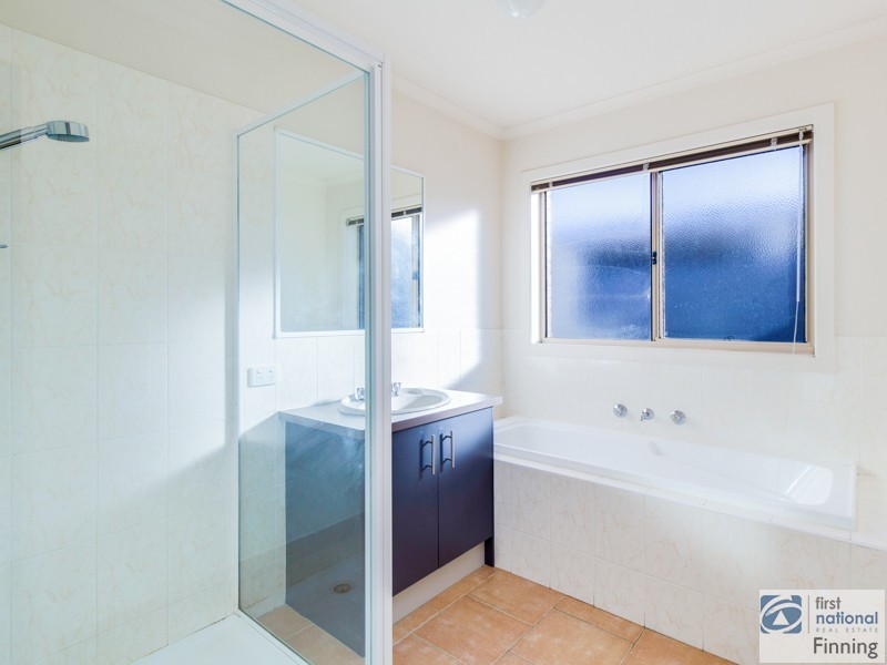 19 Janna Place, Berwick VIC 3806