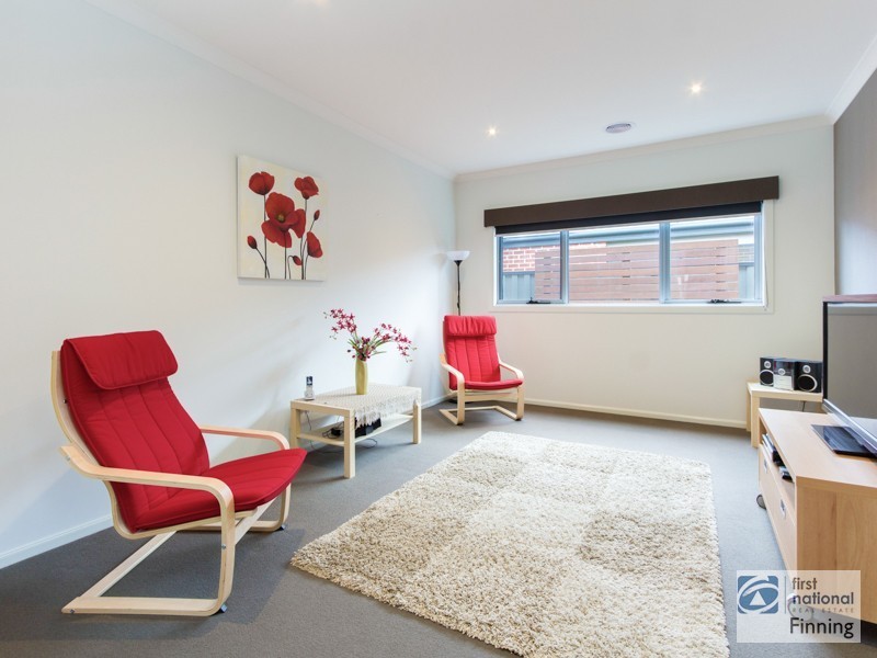 Clyde North VIC 3978