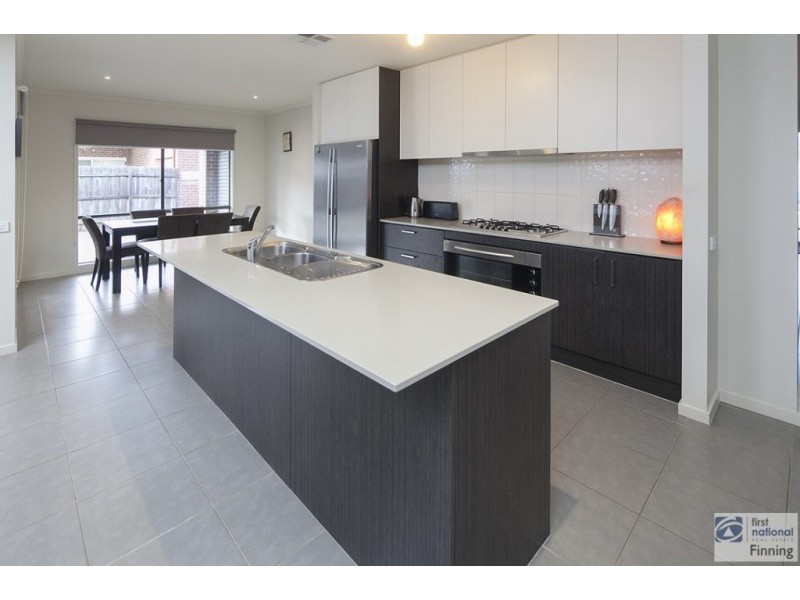 10 Makitti Close, Tooradin VIC 3980
