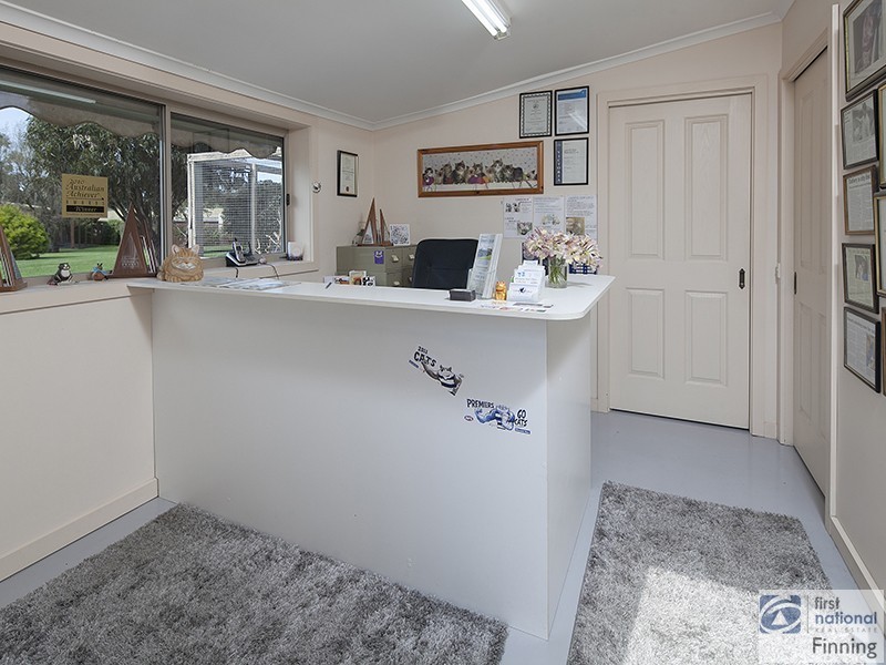 34 Bakers Rd, Clyde VIC 3978