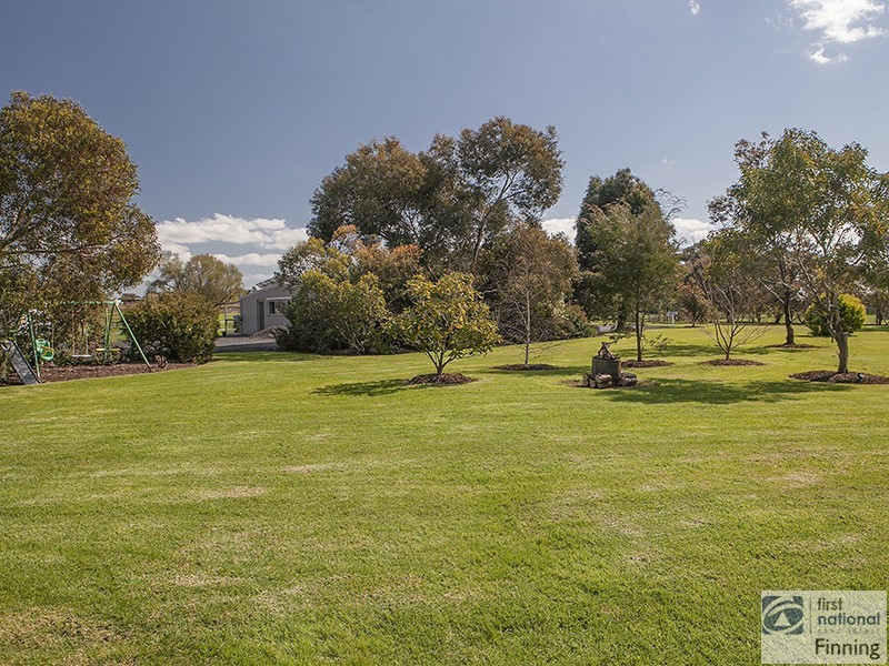 34 Bakers Rd, Clyde VIC 3978