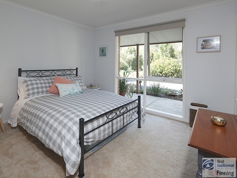 34 Bakers Rd, Clyde VIC 3978