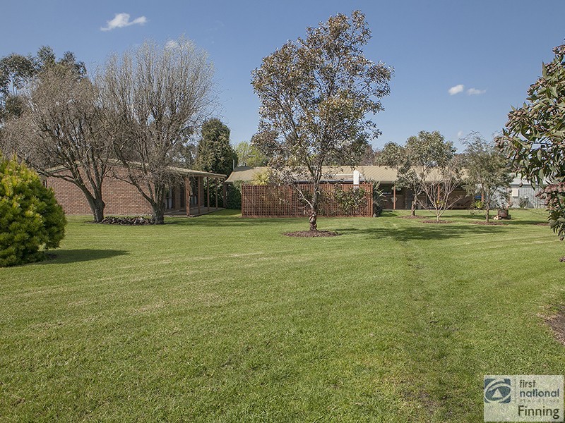 34 Bakers Rd, Clyde VIC 3978