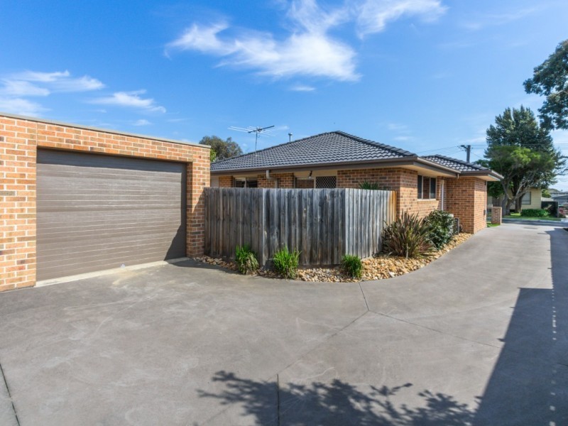 1/62 Lurline Street, Cranbourne VIC 3977