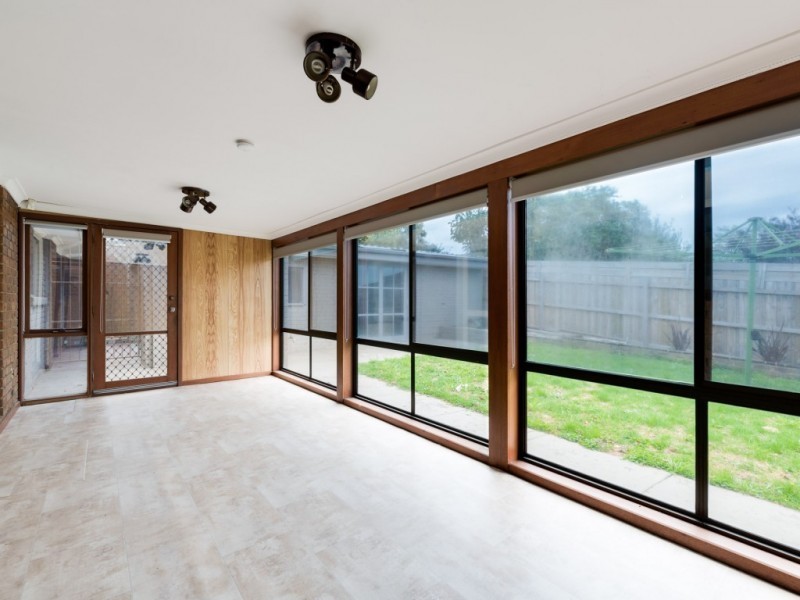 52 Lodge Crescent, Berwick VIC 3806