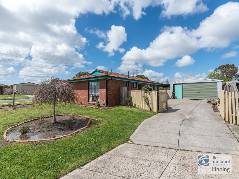 1 Darcy Court, Cranbourne VIC 3977