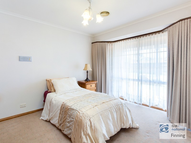 18 Wildwood Court, Cranbourne North VIC 3977