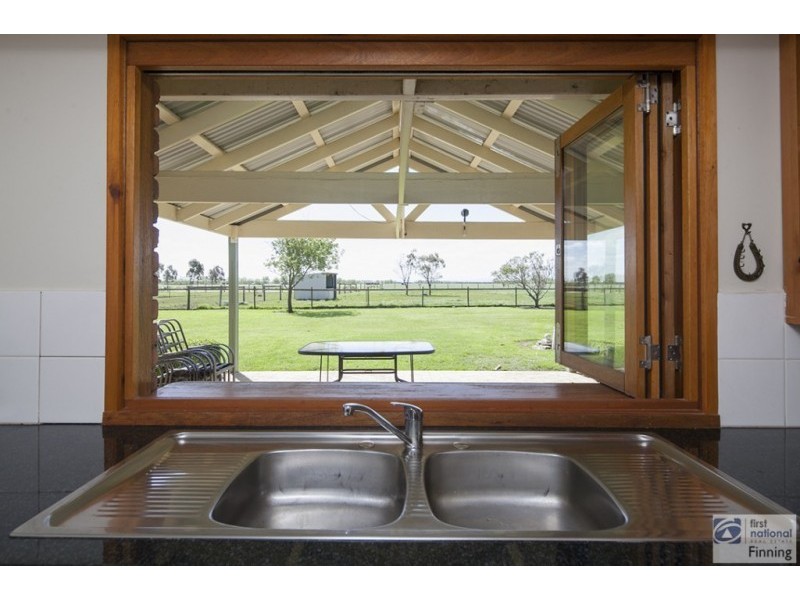 195 Settlement Rd, Caldermeade VIC 3984