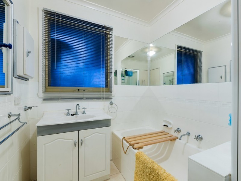 13 Belmar Street, Cranbourne VIC 3977