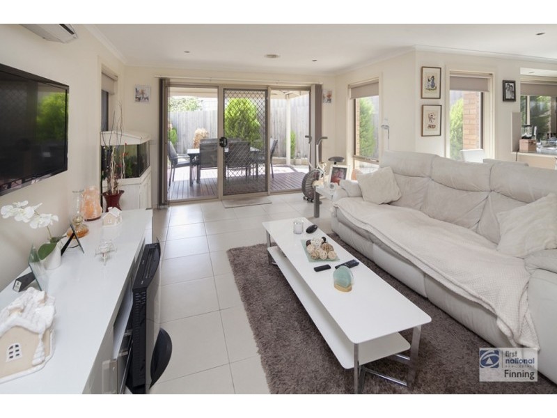 11A Mulberry Court, Cranbourne North VIC 3977