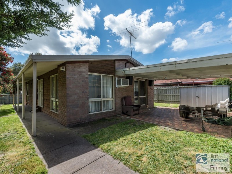2 Gillespie Court, Cranbourne North VIC 3977