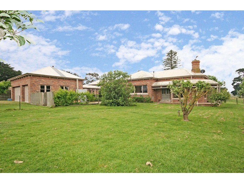 130 Tuckers Road, Clyde VIC 3978