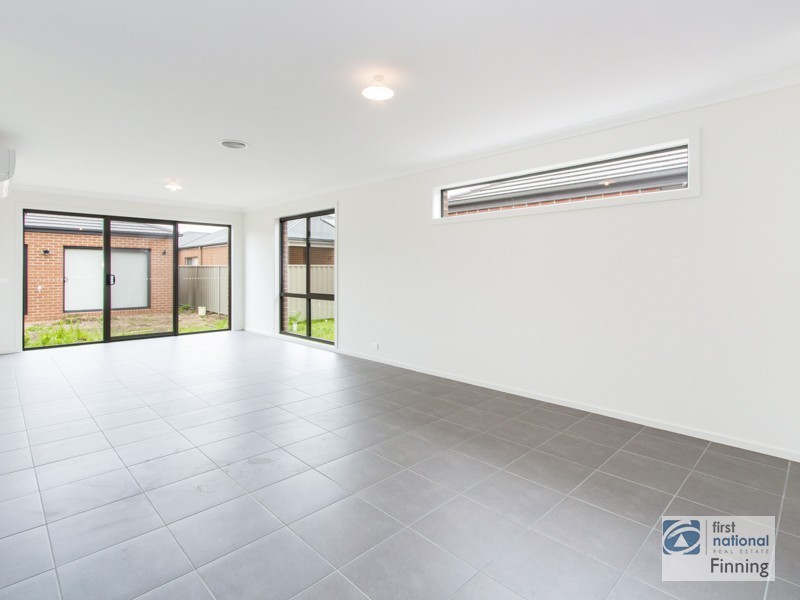 9 Boonwurrung Street, Cranbourne East VIC 3977