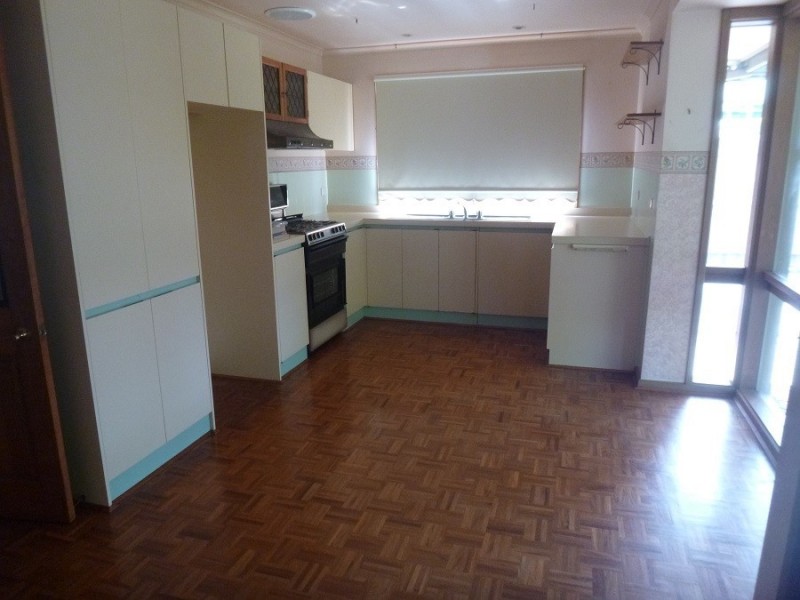 7 Evelyne Avenue, Cranbourne VIC 3977