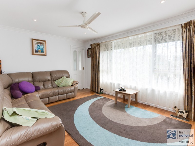 42 Campbell Parade, Cranbourne VIC 3977