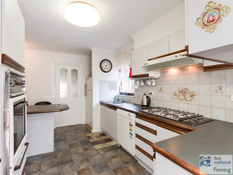 42 Campbell Parade, Cranbourne VIC 3977