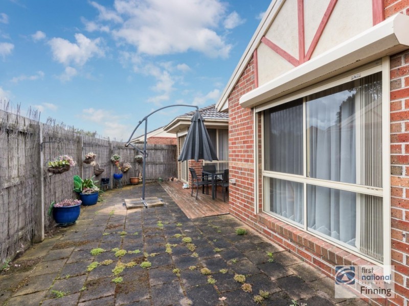 3/27-29 Bakewell Street, Cranbourne VIC 3977