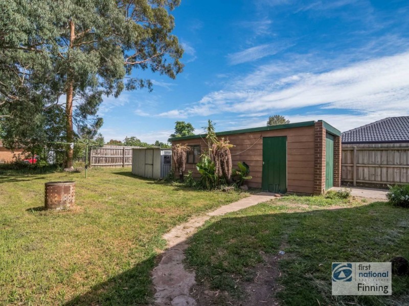 21 Bourke Road, Cranbourne VIC 3977
