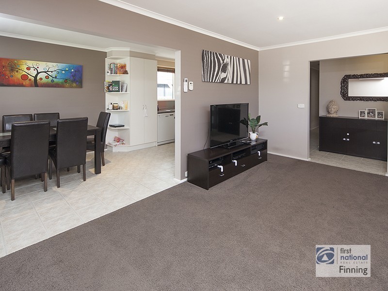 42 Spring Road, Junction Village VIC 3977