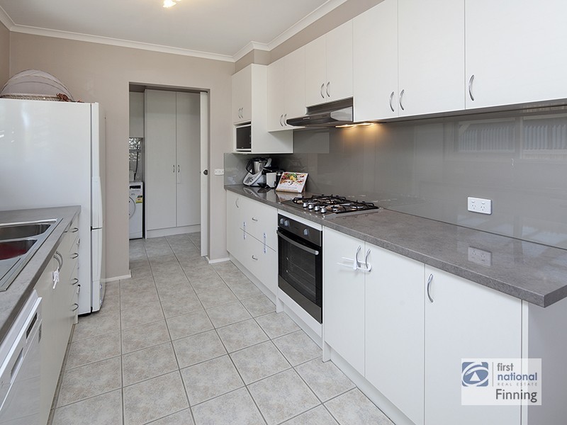 42 Spring Road, Junction Village VIC 3977