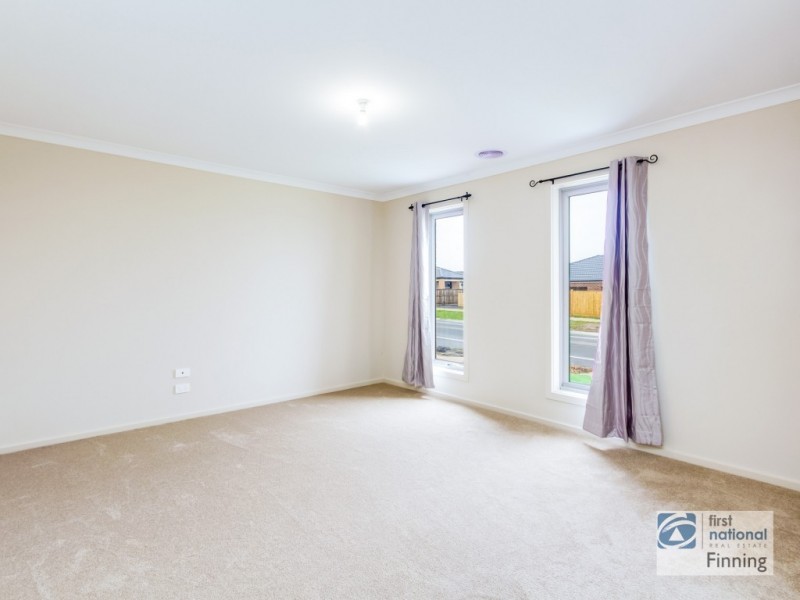 86 Ranfurlie Boulevard, Cranbourne West VIC 3977