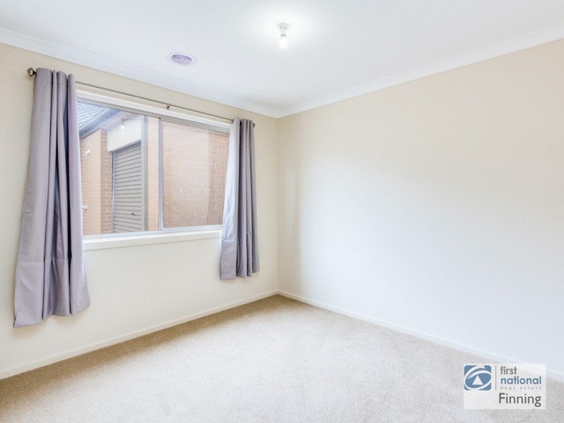 86 Ranfurlie Boulevard, Cranbourne West VIC 3977