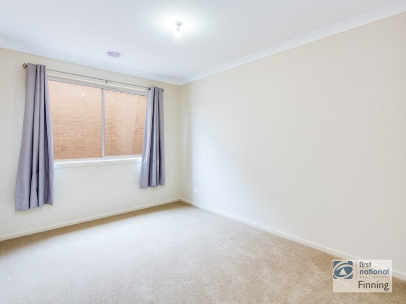86 Ranfurlie Boulevard, Cranbourne West VIC 3977