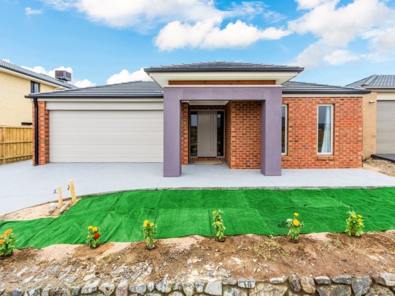 86 Ranfurlie Boulevard, Cranbourne West VIC 3977