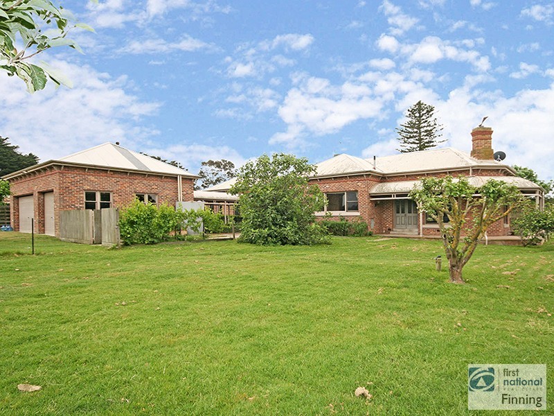 130 Tuckers Rd, Clyde VIC 3978