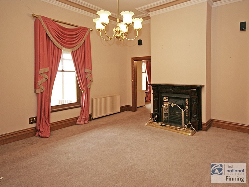 130 Tuckers Rd, Clyde VIC 3978