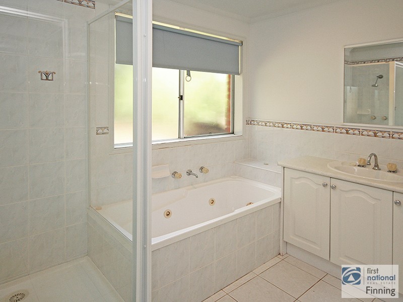 Cranbourne North VIC 3977