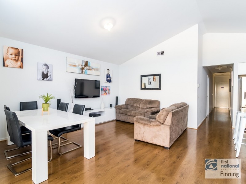 Clyde North VIC 3978