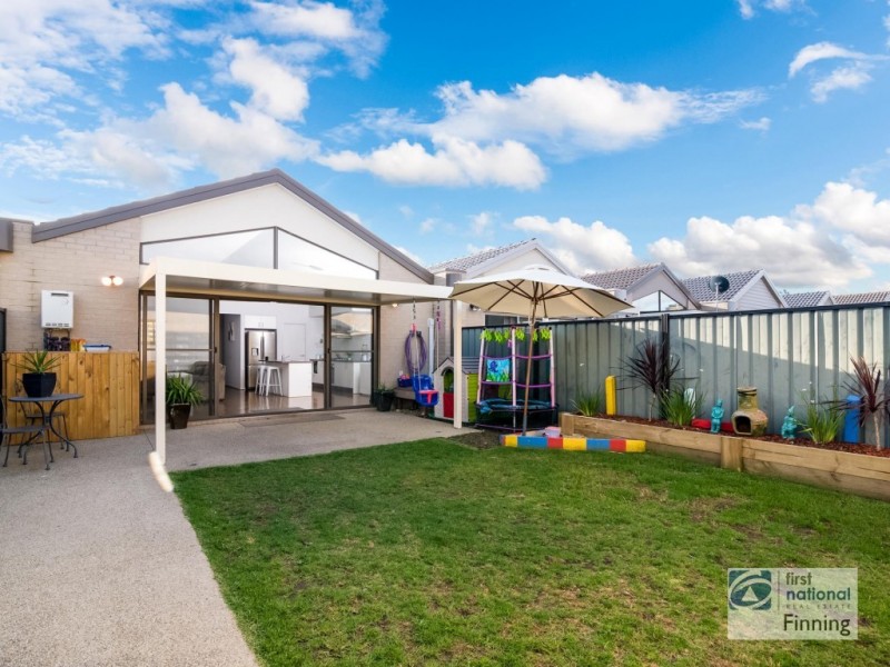 Clyde North VIC 3978