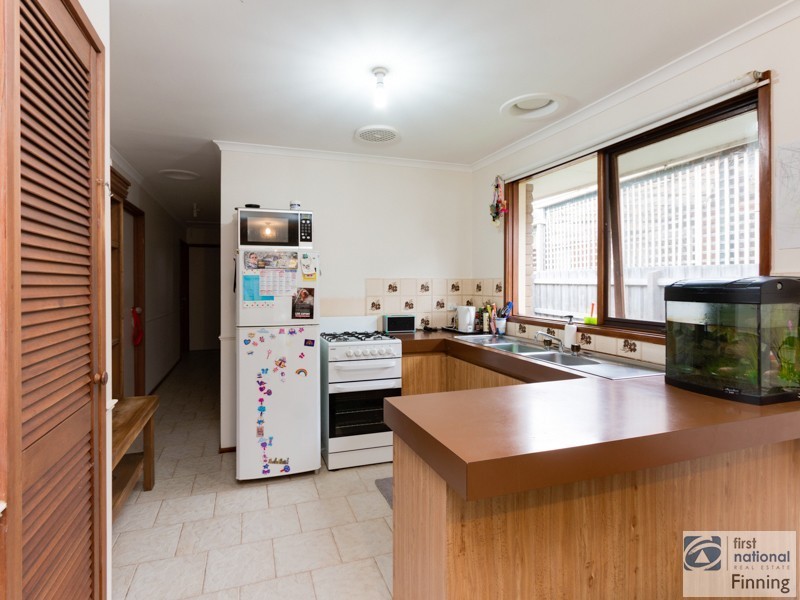 26 Dearing Avenue, Cranbourne VIC 3977