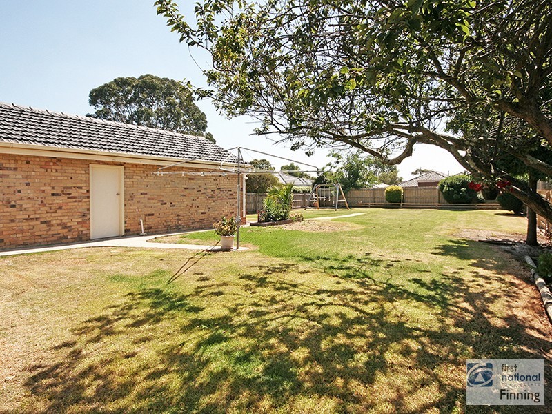 11 Stawell Street, Cranbourne VIC 3977