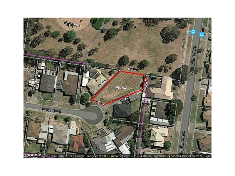 15 Rowen Court, Cranbourne North VIC 3977