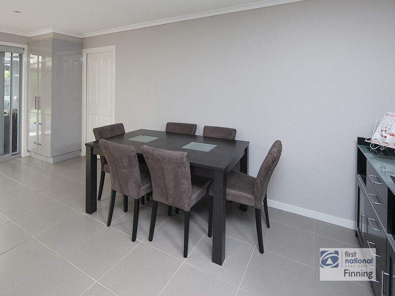 13 Elaine Court, Cranbourne VIC 3977