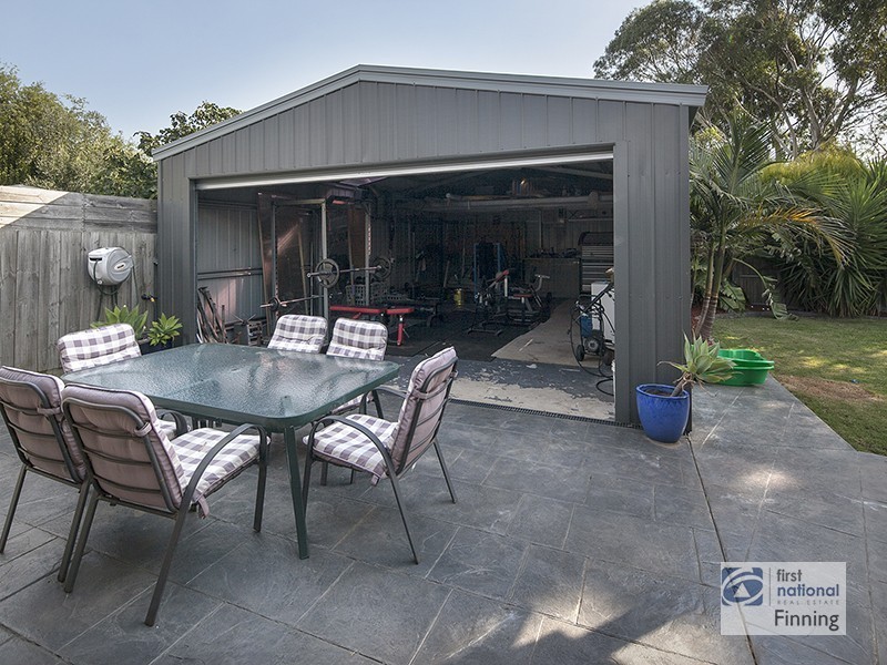 13 Elaine Court, Cranbourne VIC 3977