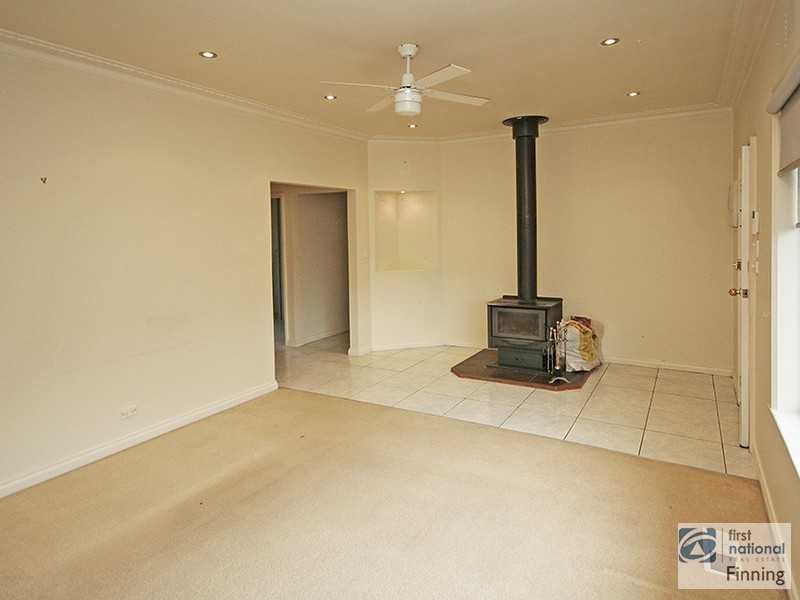 9 Damian Court, Cranbourne VIC 3977