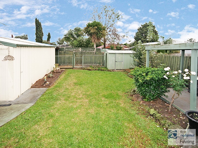 9 Damian Court, Cranbourne VIC 3977