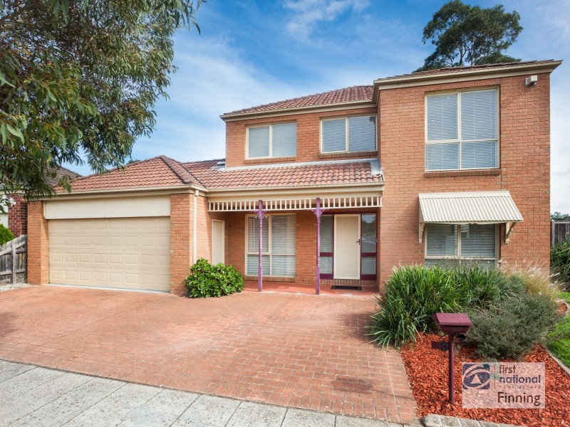 23 Paterson Drive, Lynbrook VIC 3975