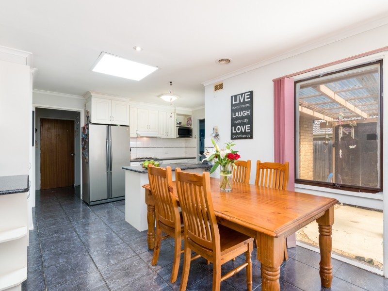 5 Kennedy Court, Cranbourne VIC 3977