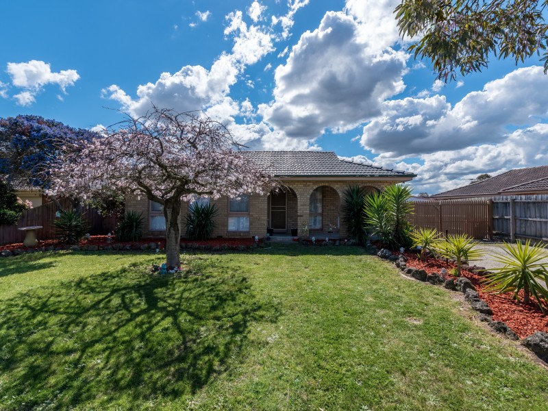 5 Kennedy Court, Cranbourne VIC 3977