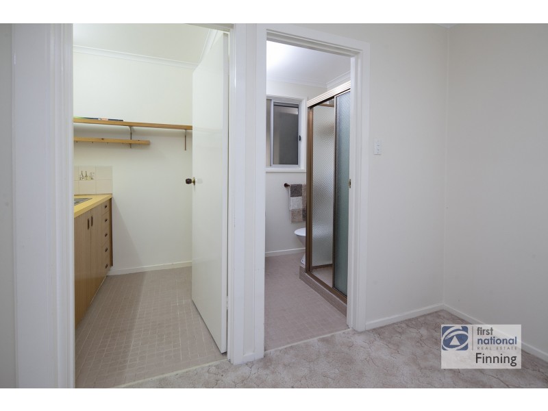 28 Lurline Street, Cranbourne VIC 3977